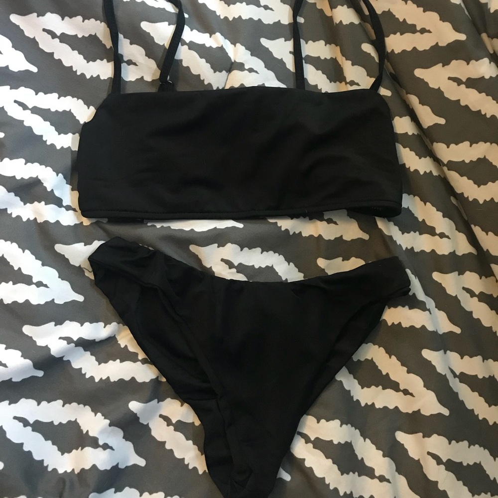 Black Bikini